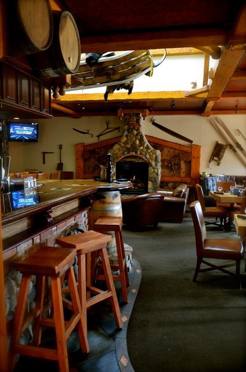 Aspen Inn Smithers Exterior photo