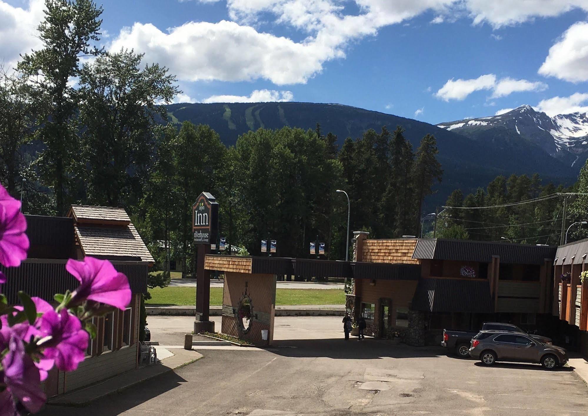 Aspen Inn Smithers Exterior photo